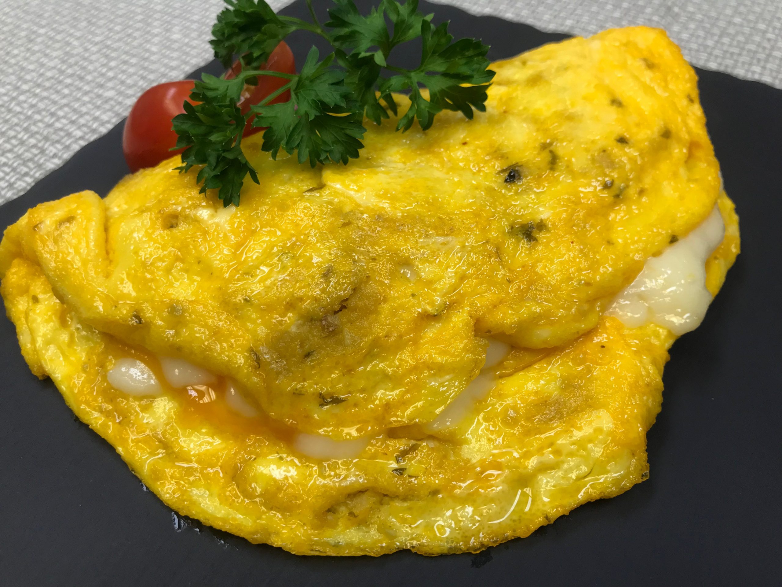 Garlic & Cheese Omelette